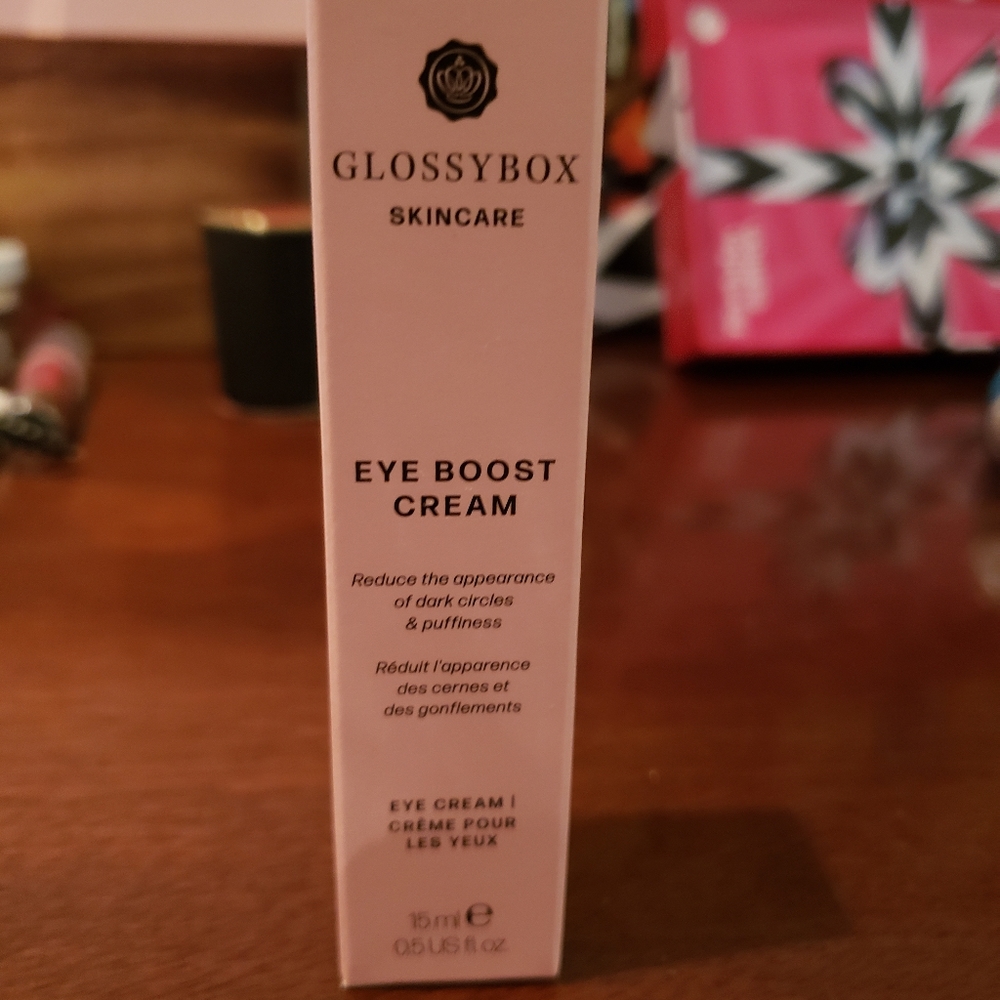 GLOSSYBOX skincare eye cream